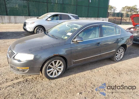 2010 Volkswagen Passat Komfort из США, поврежденный, VIN WVWJK7AN2AE162783